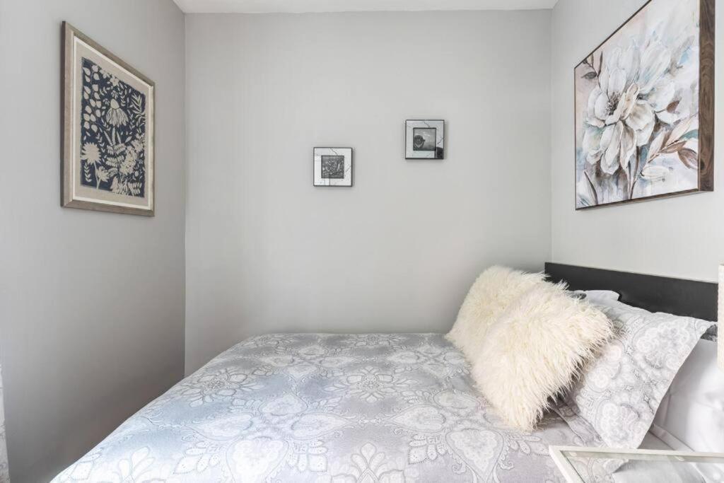 Spacious 4 Bedroom Appartamento *