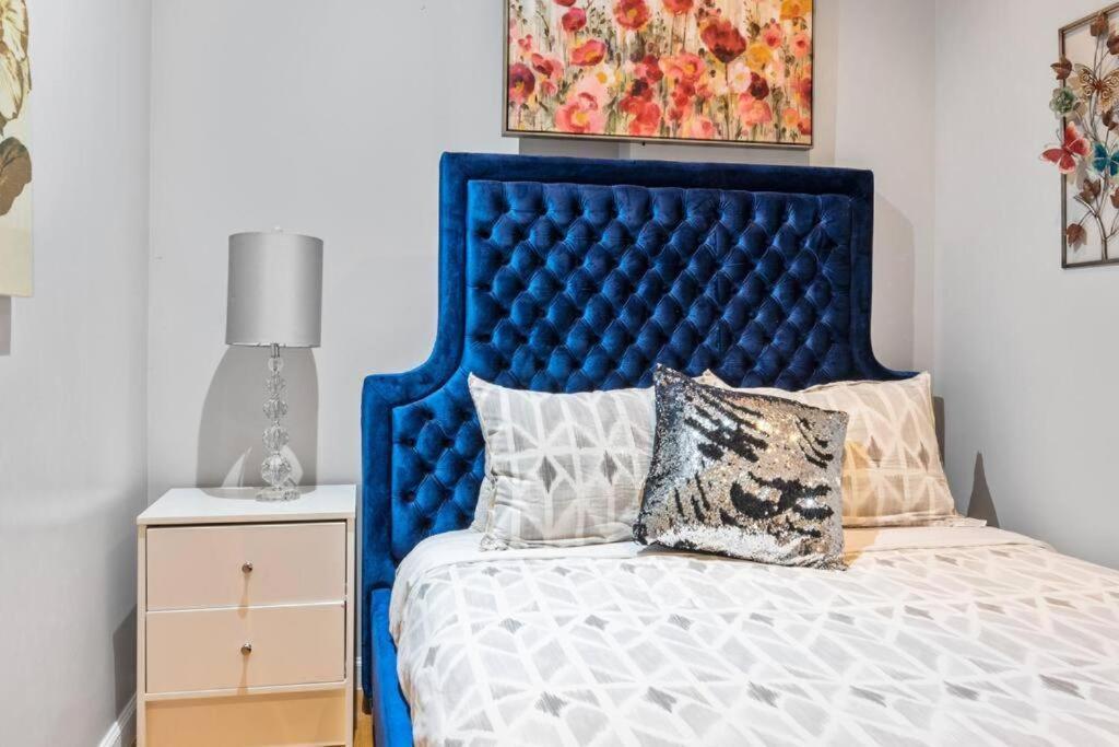 Spacious 4 Bedroom Apartamento